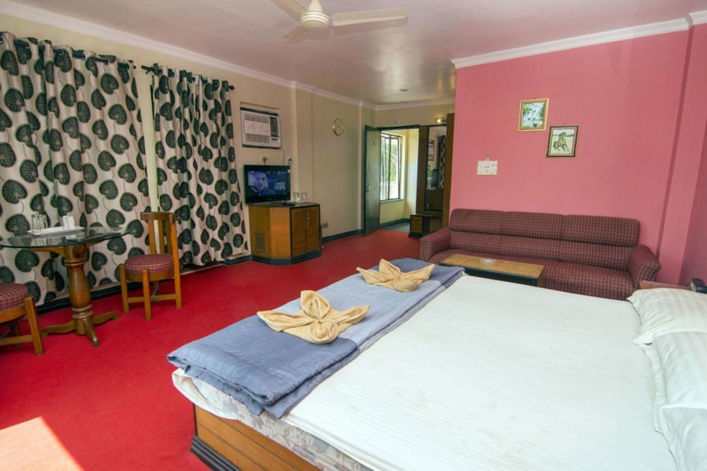 Hotel Dolphin Дигха Экстерьер фото